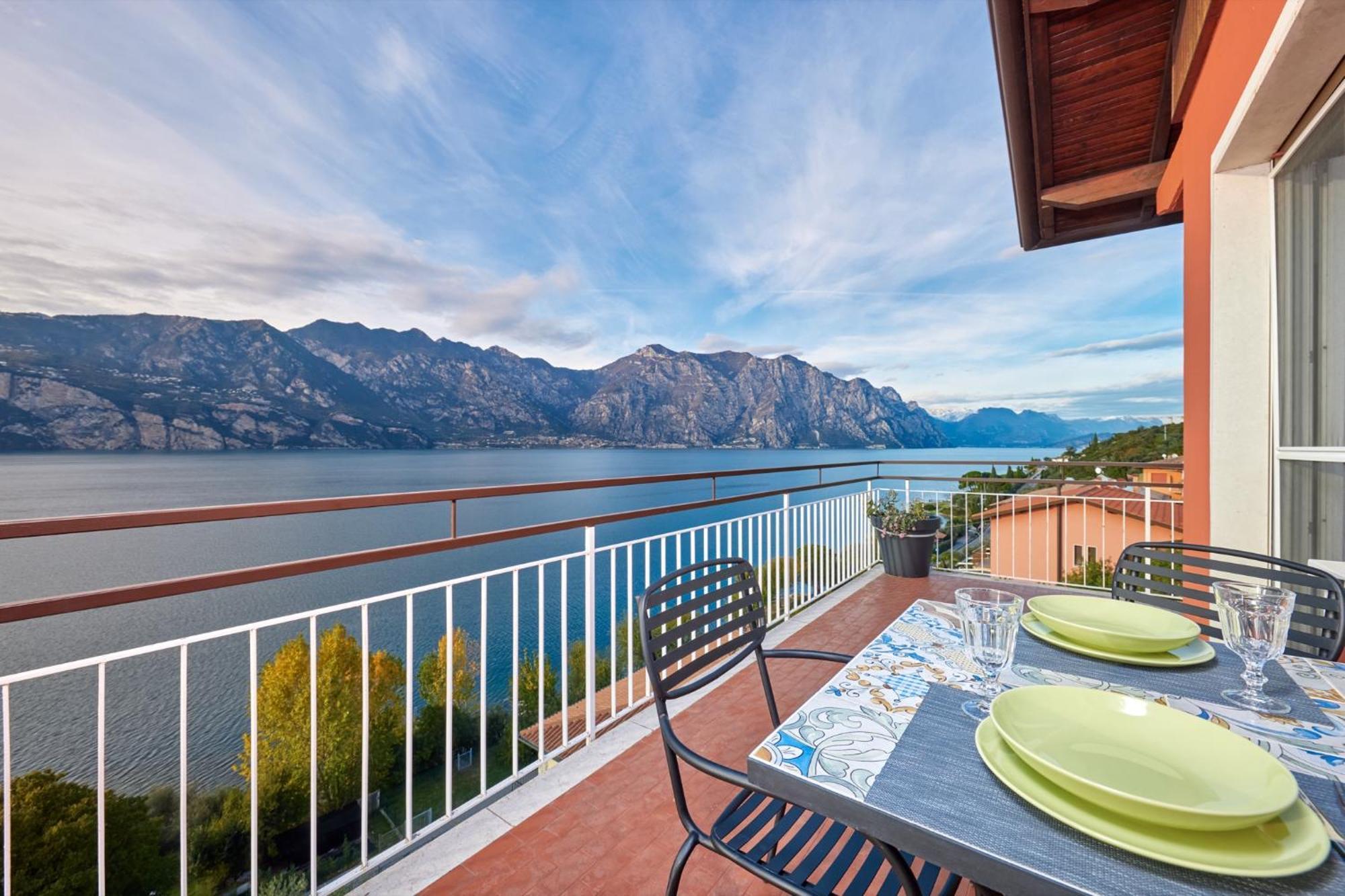 Lake View Luca Apartment Malcesine Exterior foto